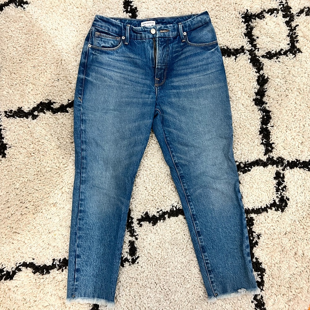 *LIKE NEW* Good American Jeans - Size 2/26